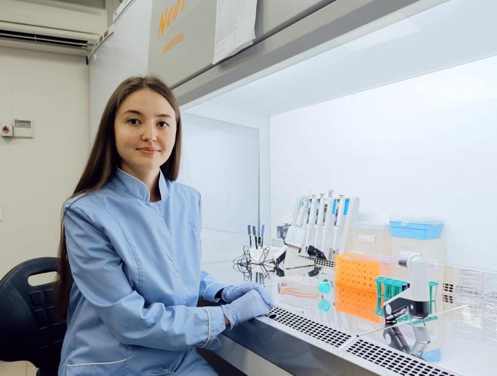 Аспирантка КФУ разрабатывает противоопухолевый препарат | Медиа портал ...